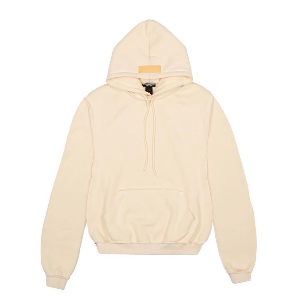 SAINT GIOVANNI DE LA MODE
M&M HOODIE